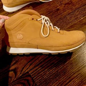 Timberland woman’s 9.5